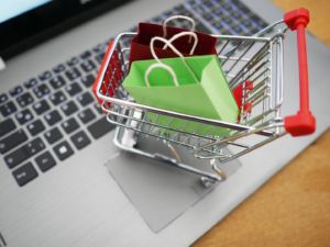 Facebook und Instagram Shops